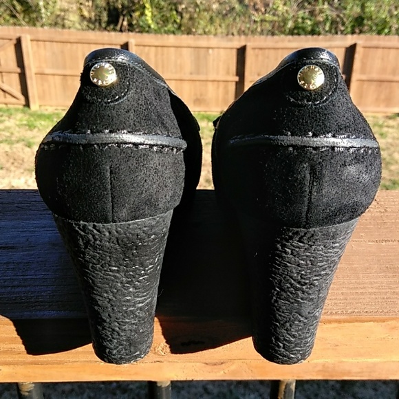 Michael Kors Black Suede Wedges - NWOT - Picture 3 of 8